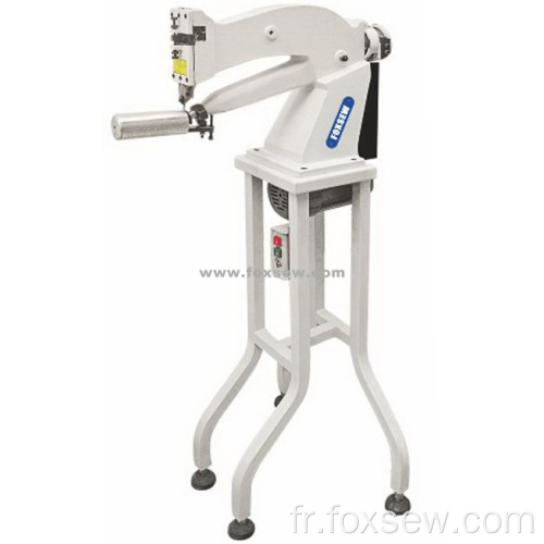 Machine de parage pour bottes en caoutchouc